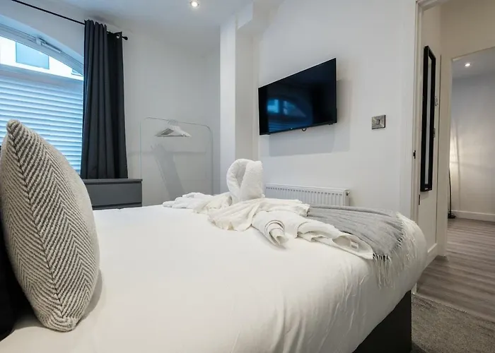 Hull City Centre Converted Brewery Apartment 4
