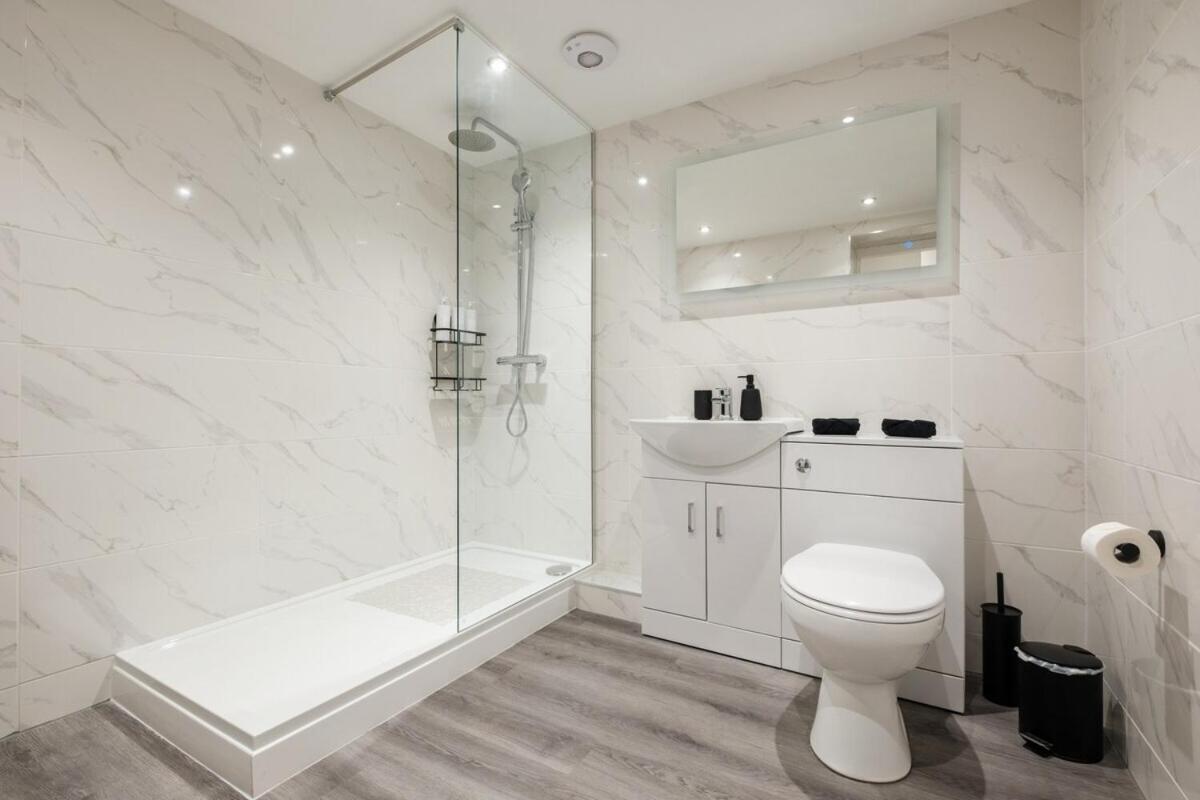 Hull Centre Converted Brewery 4 Apartment